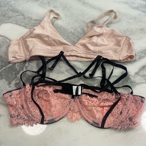 Pink bras size Medium